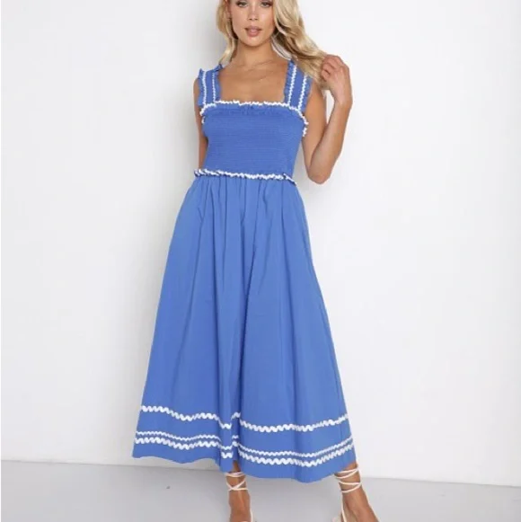 En Saison Smocked Sun Dress Blue XS New With Tags | Rickrack Trim Cotton Blend - Picture 2 of 8